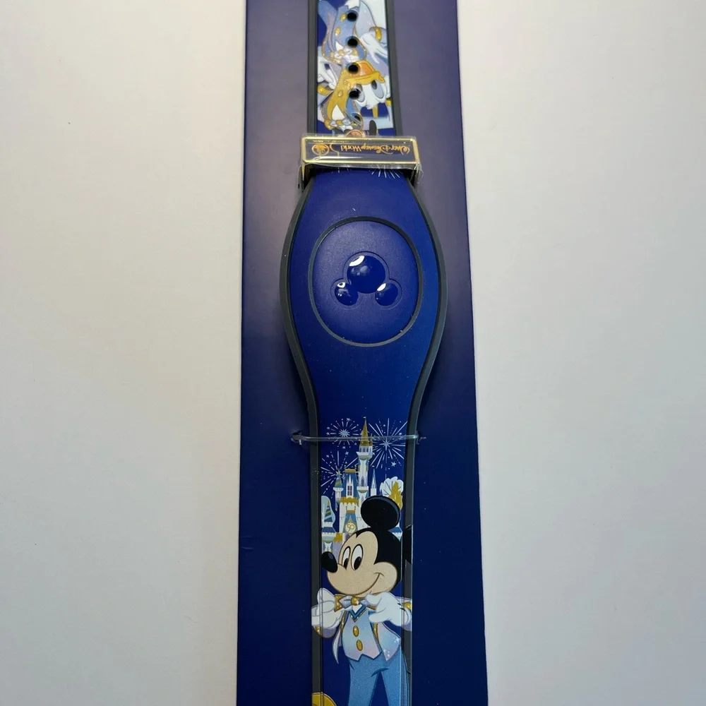 Disney | Wearables | Disneys 5th Anniversary Limited Edition Mickey And ...